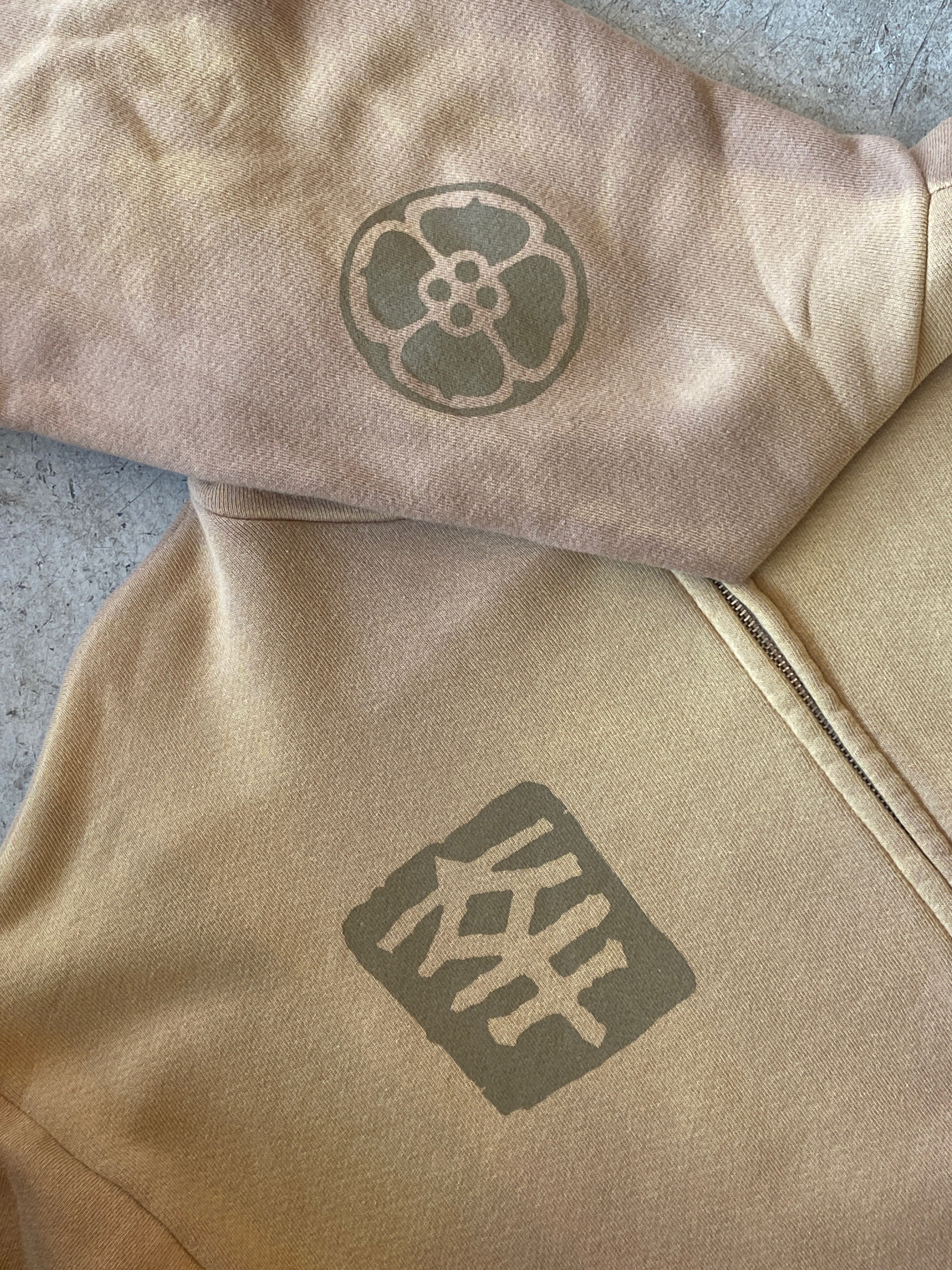 SACHI Stamp Zip Hoodie in Honey
